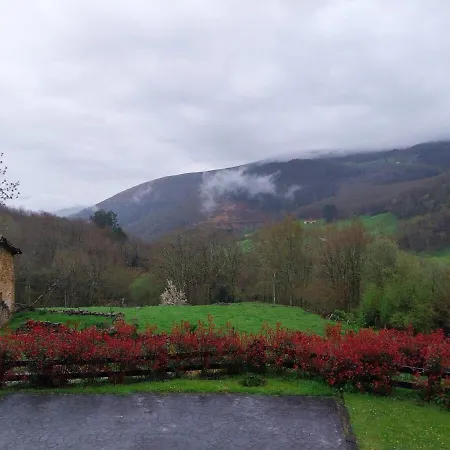 La Feria De Luena Дом отдыха